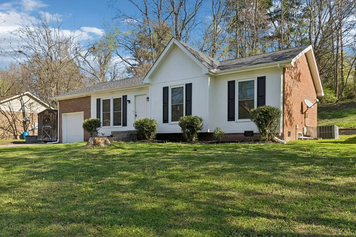 679 Frankfort Dr, Hermitage, TN 37076 - #1