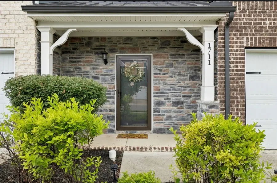 1711 Barbourville Ln, Murfreesboro, TN 37129 - #2
