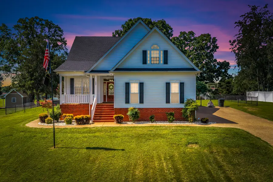 109 Hillside Dr, Dickson, TN 37055 - #2