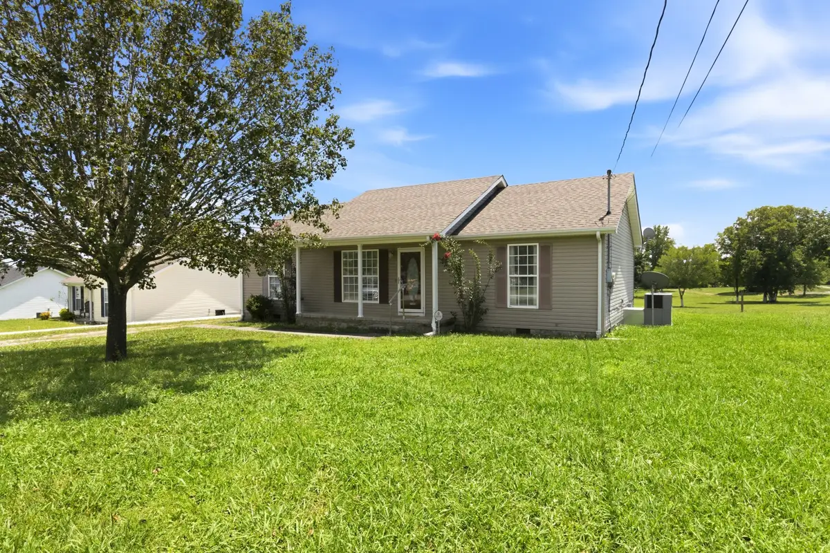 405 Fairway Grn, Shelbyville, TN 37160 - #1