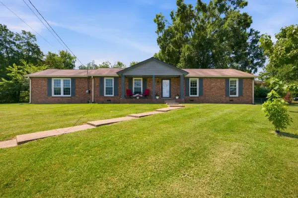 709 Harpeth Pkwy W, Nashville, TN 37221