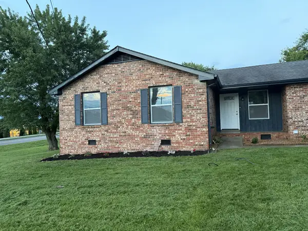 120 Overlook Dr, Hendersonville, TN 37075