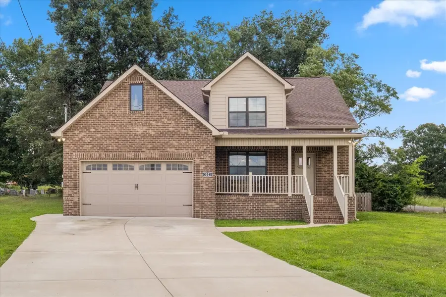 3021 Cambridge Ct, Lewisburg, TN 37091 - #2