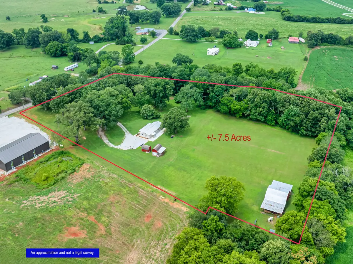 1017 Bell Mill Rd, Pelham, TN 37366 - #1