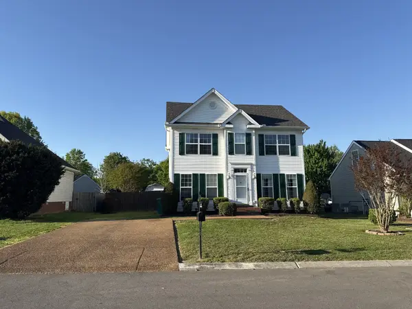 1110 Mcdonough Cir, Thompsons Station, TN 37179