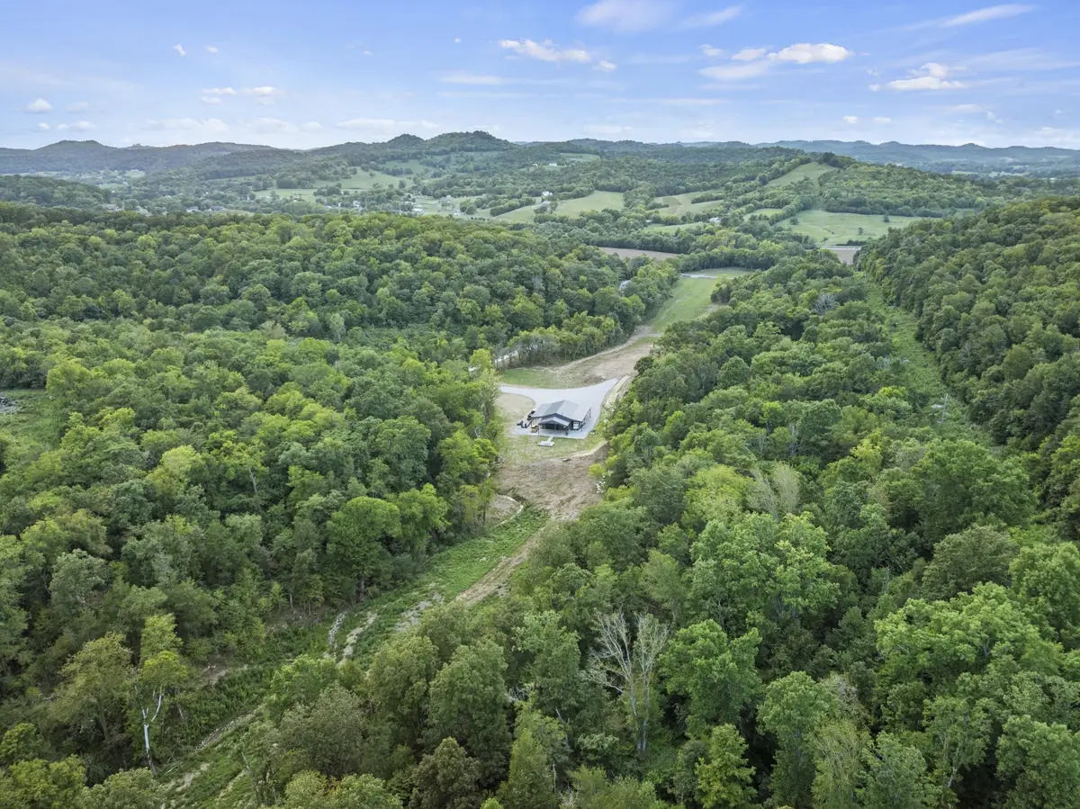 215 Hickman Creek Road S, Hickman, TN 38567 - #1