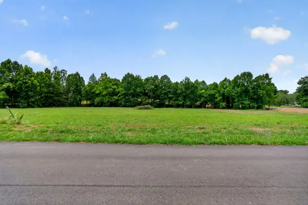 3 Cora Rd, Cookeville, TN 38501