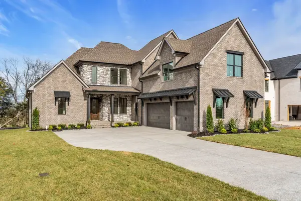 444 Bell Lake Rd, Gallatin, TN 37066