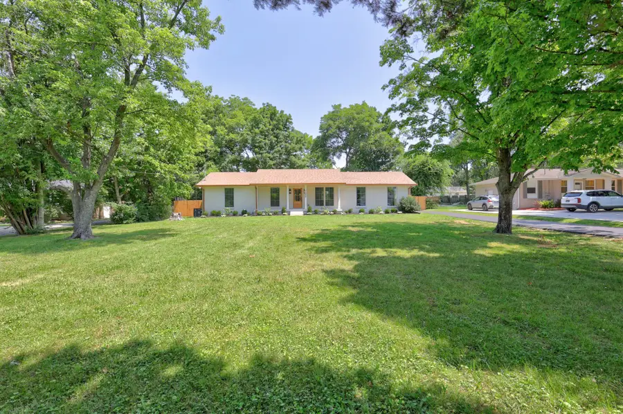 7444 Highway 70 South S, Nashville, TN 37221 - #3