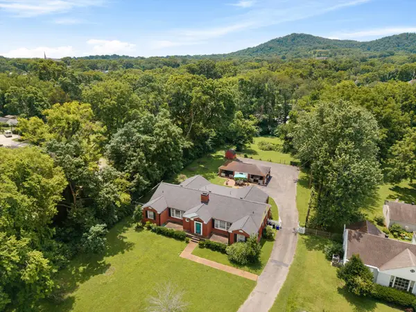 923 Battery Ln, Nashville, TN 37220