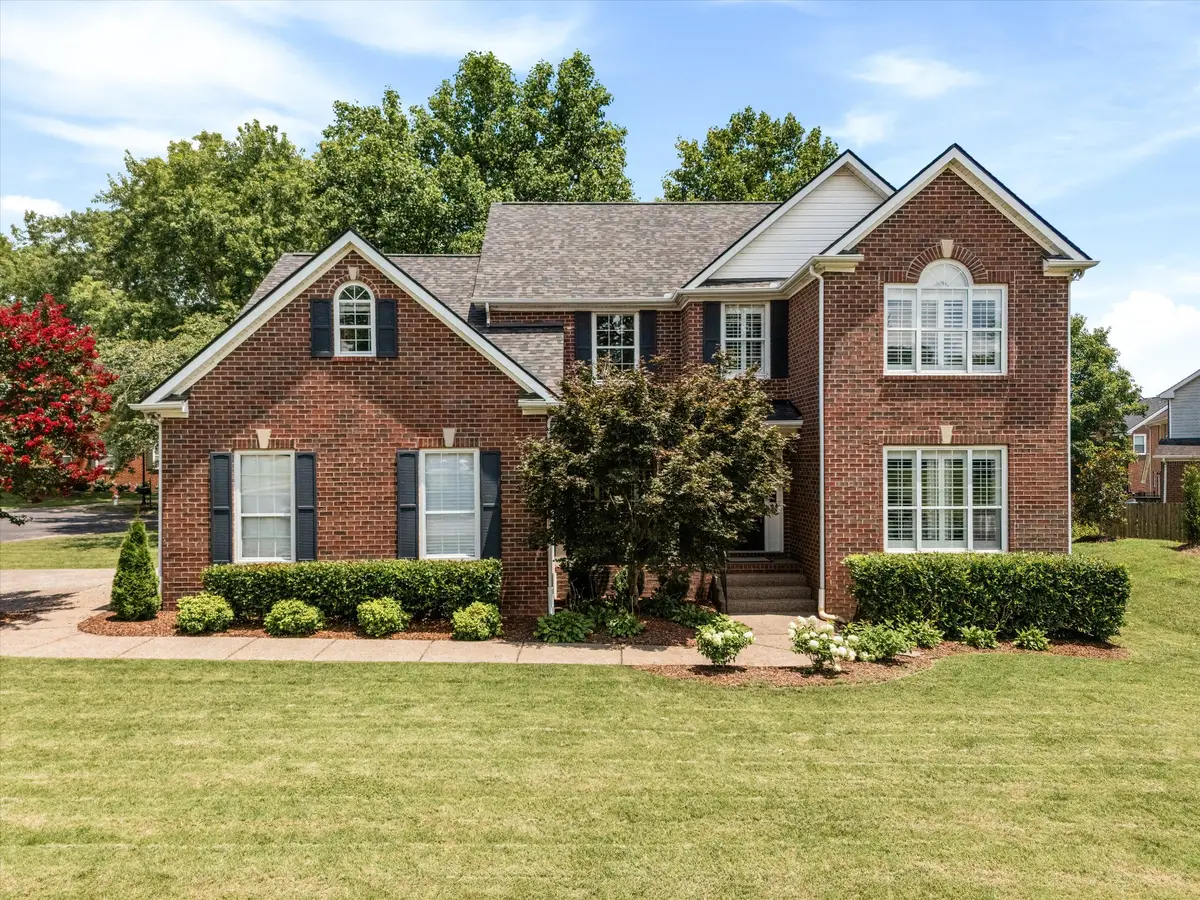 5541 Traceside Dr, Nashville, TN 37221 - #1
