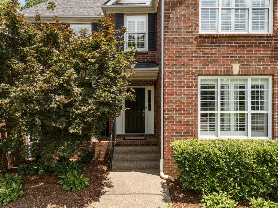 5541 Traceside Dr, Nashville, TN 37221 - #2