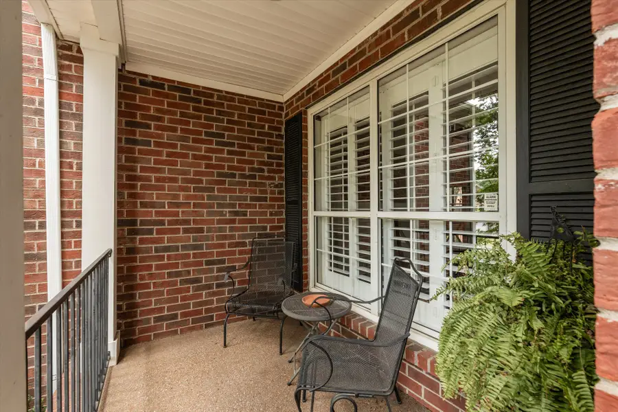 5541 Traceside Dr, Nashville, TN 37221 - #3