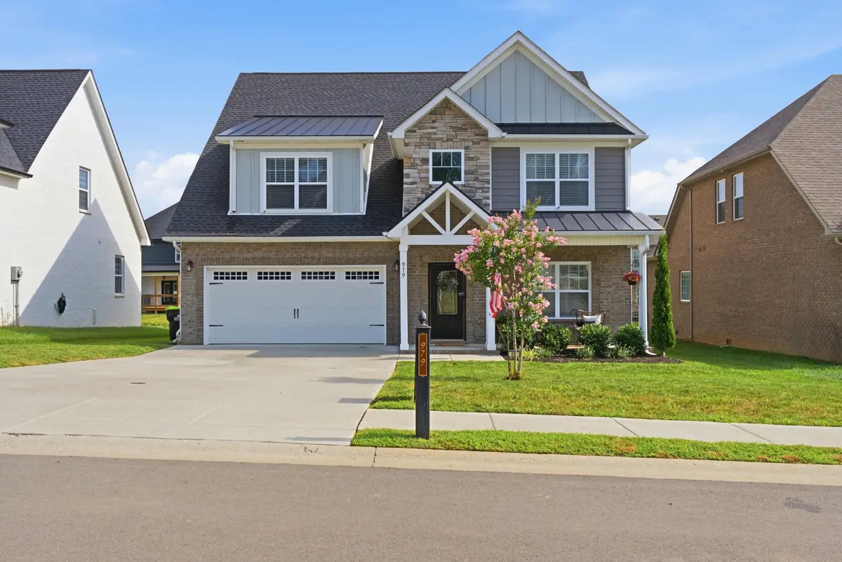 979 Alton Dr, Clarksville, TN 37043 - #1