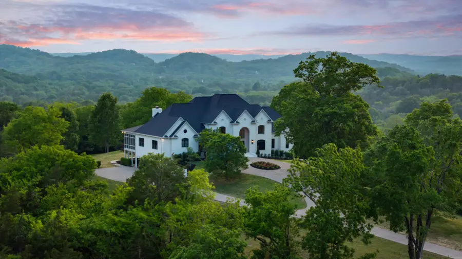 1219 Beech Hill Rd, Brentwood, TN 37027 - #2