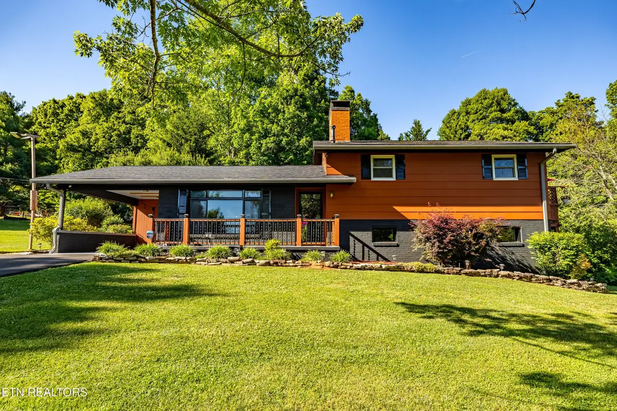 2837 Rambling Rd, Maryville, TN 37801 - #1