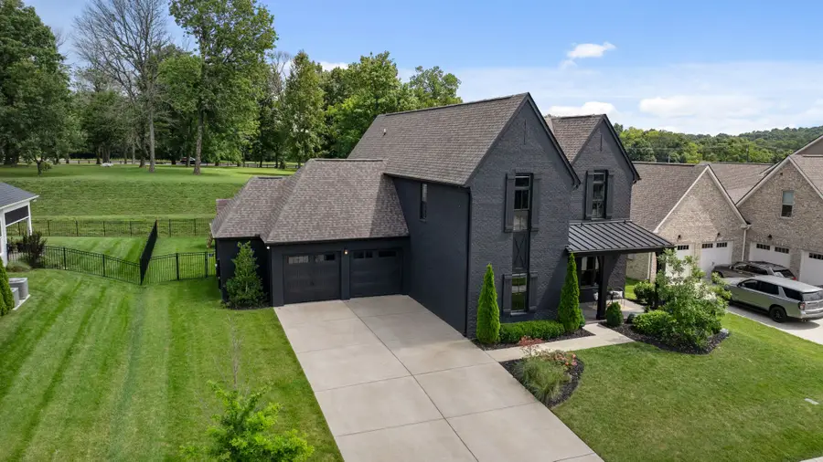 6012 Emma Victoria Dr, Franklin, TN 37064 - #2