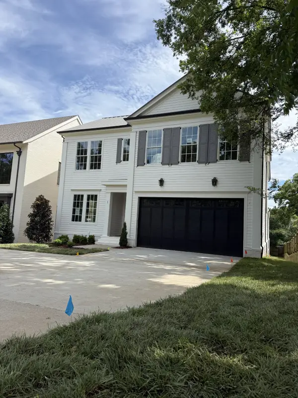 1133 Maplehurst Ln, Nashville, TN 37204