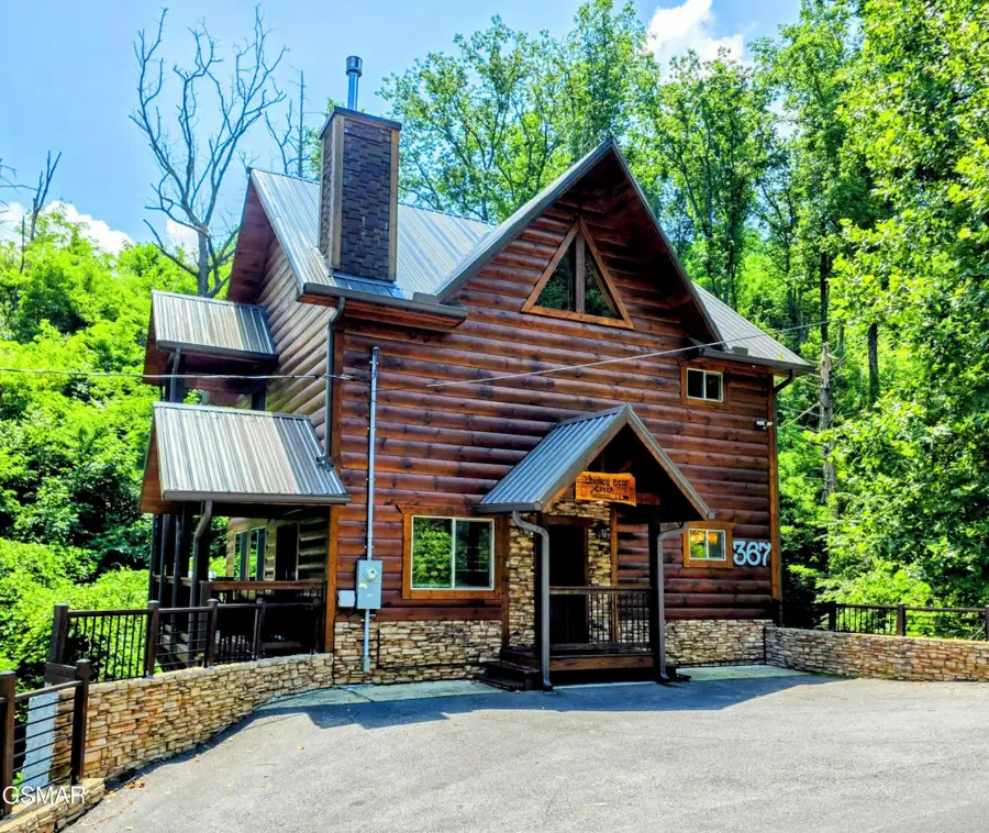 367 Wiley Oakley Drive, Gatlinburg, TN 37738 - #2