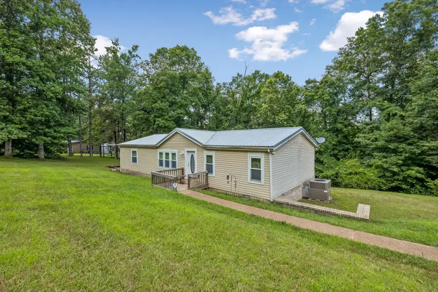 8896 Greer Rd, Lyles, TN 37098 - #2