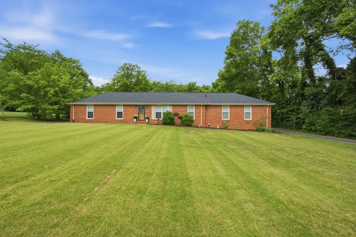 228 Maple Hill Rd, Lebanon, TN 37087 - #1