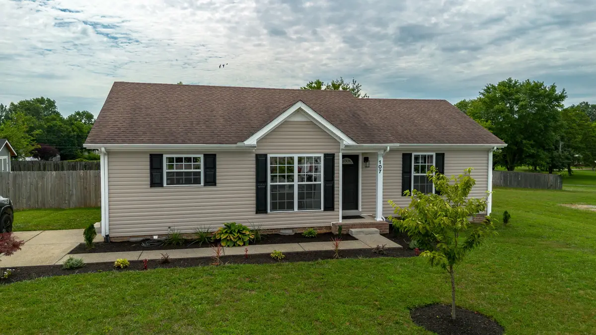 107 Locke Ct, Portland, TN 37148 - #1