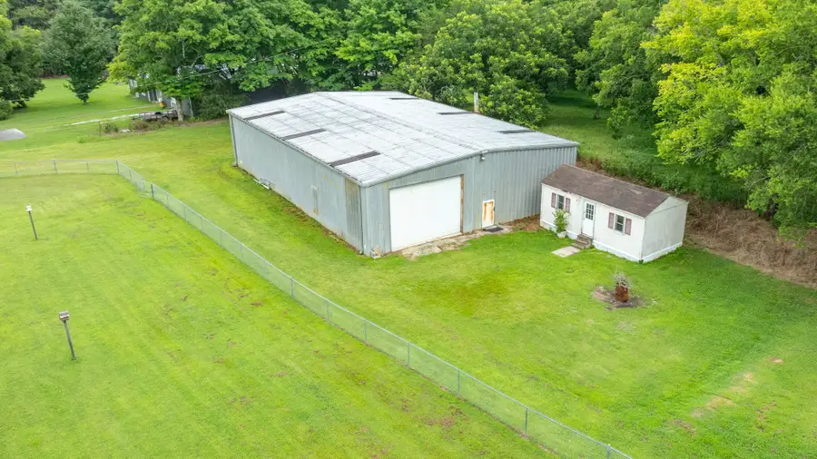 442 S Military St, Loretto, TN 38469 - #3