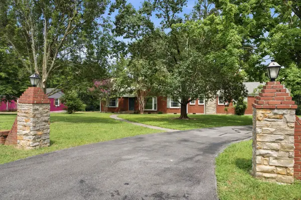 502 N Marthona Rd, Madison, TN 37115