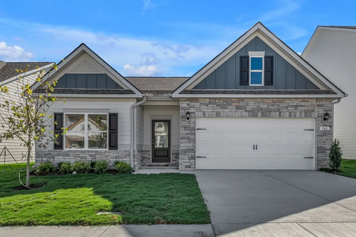 512 Charing Cross Dr, Lebanon, TN 37087 - #1
