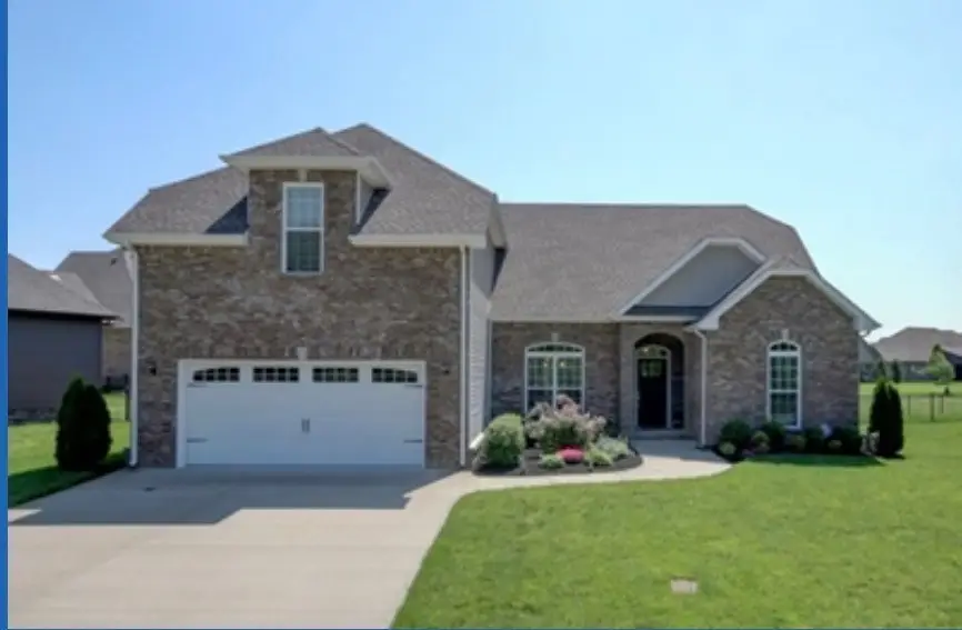 1057 Willow Cir, Clarksville, TN 37043 - #1