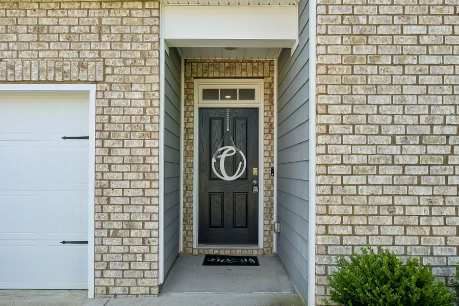 432 Lauren Ln, Chapel Hill, TN 37034 - #3