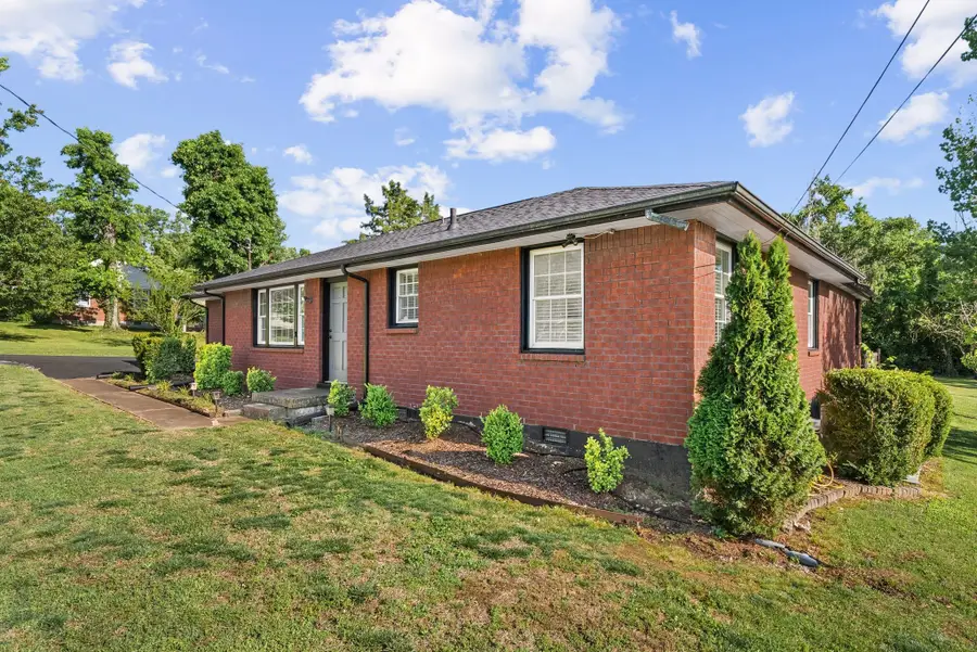 608 Vinson Dr, Nashville, TN 37217 - #2