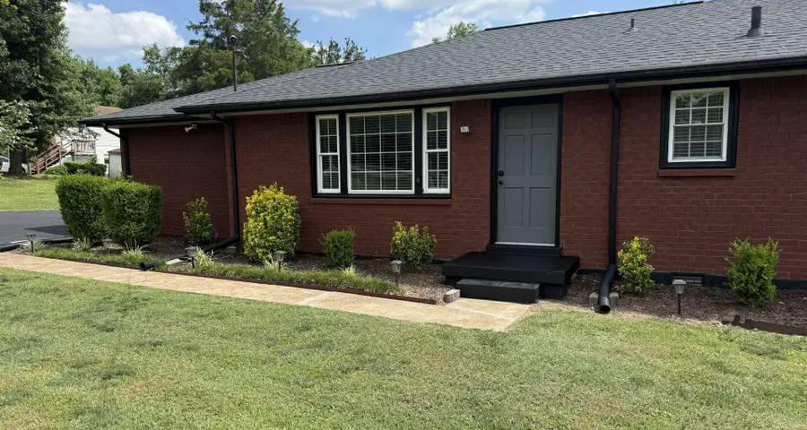608 Vinson Dr, Nashville, TN 37217 - #3