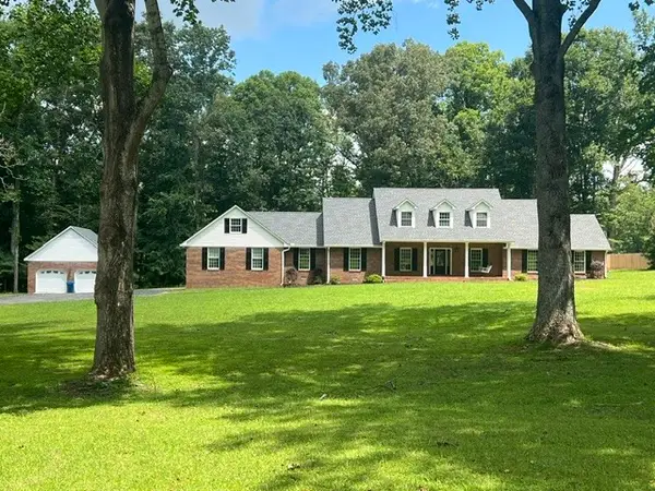 416 Powers Rd, Manchester, TN 37355