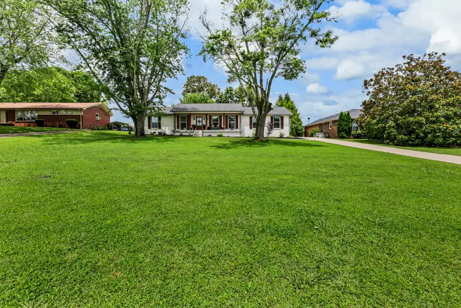 341 Kimbrough Rd, Clarksville, TN 37043 - #3