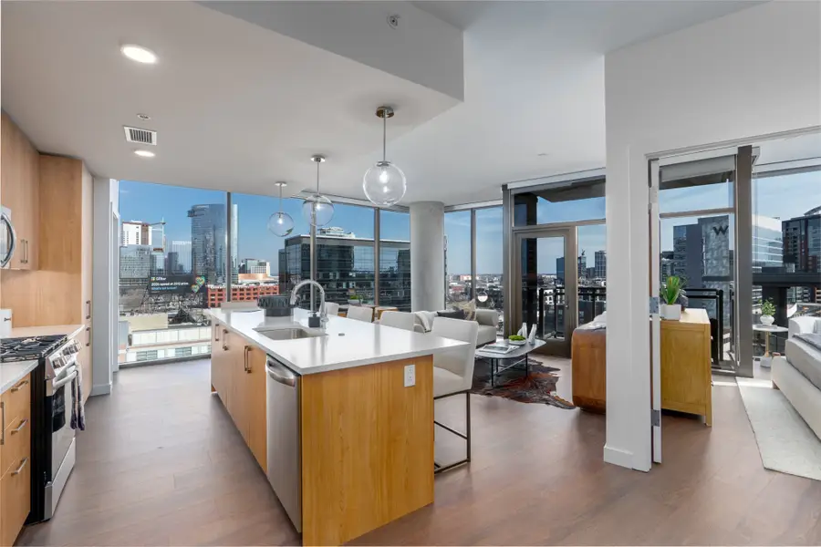 1212 Demonbreun St #B3, Nashville, TN 37203 - #2
