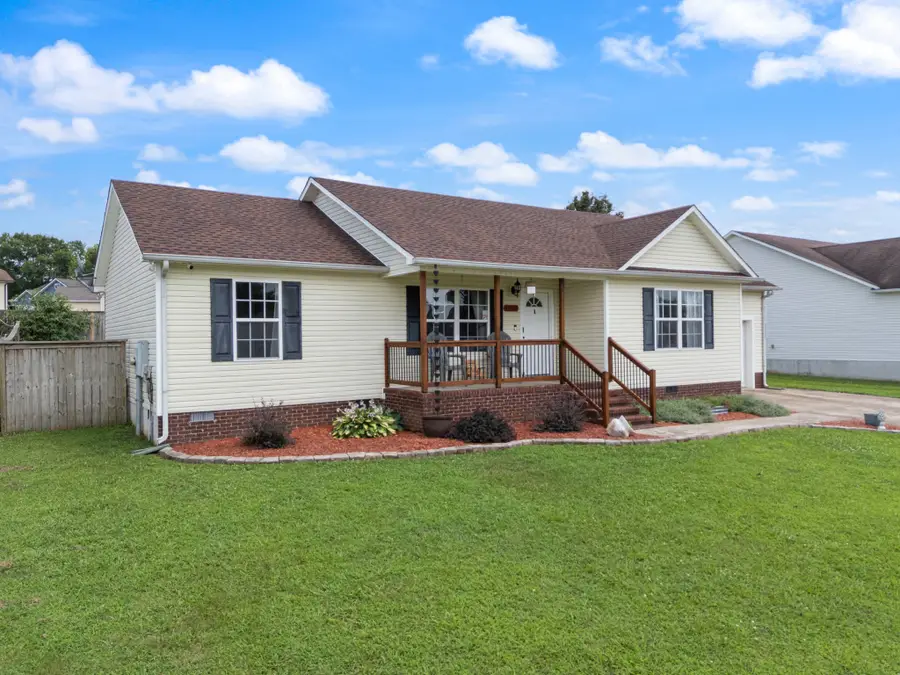 1967 Farmington Ct, Columbia, TN 38401 - #3