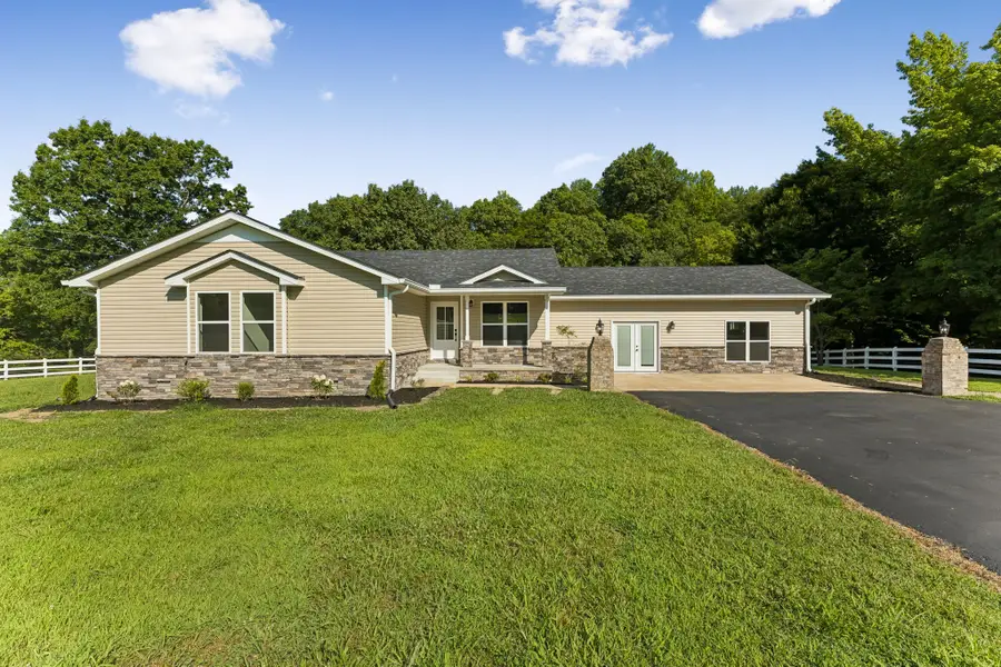 1513 Centerville Hwy, Hohenwald, TN 38462 - #2