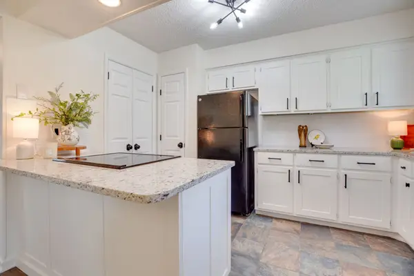 5510 Country Dr #84, Nashville, TN 37211