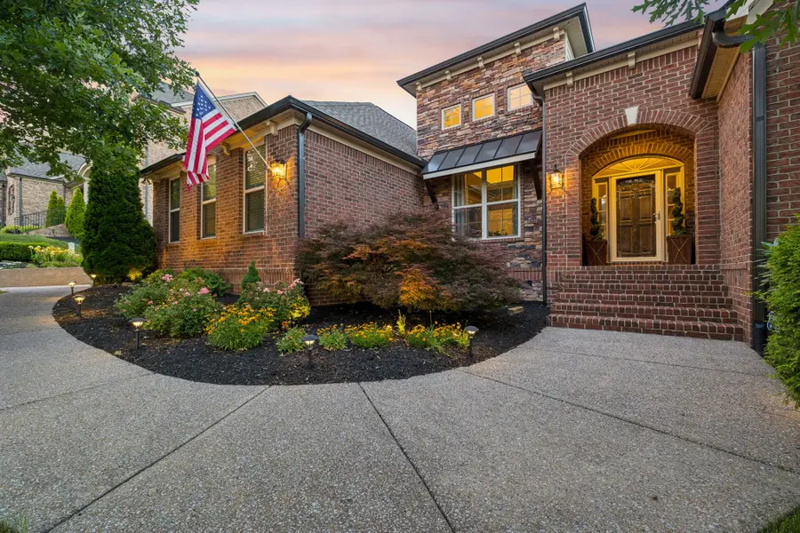 6732 Falls Ridge Ln, College Grove, TN 37046 - #2