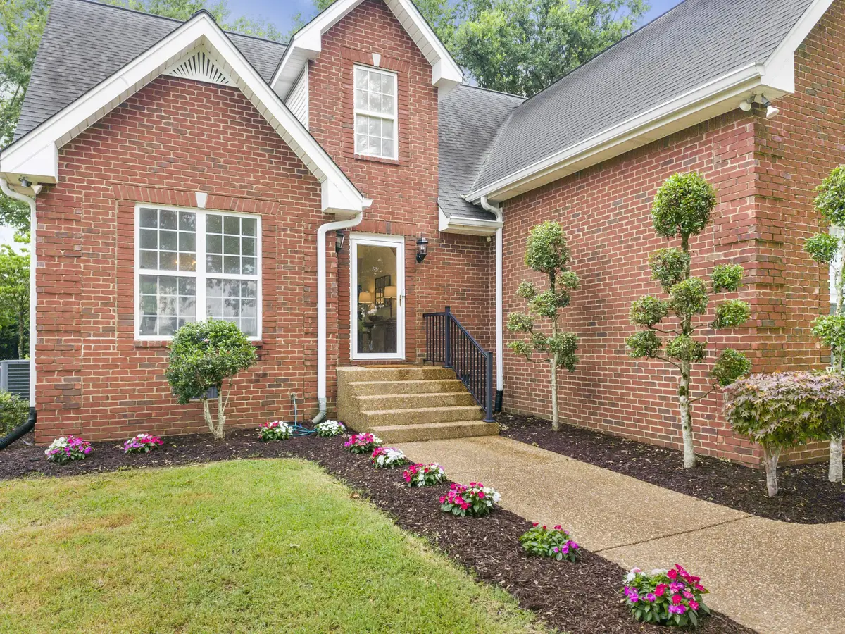 306 Chestnut Ln, Lebanon, TN 37087 - #1
