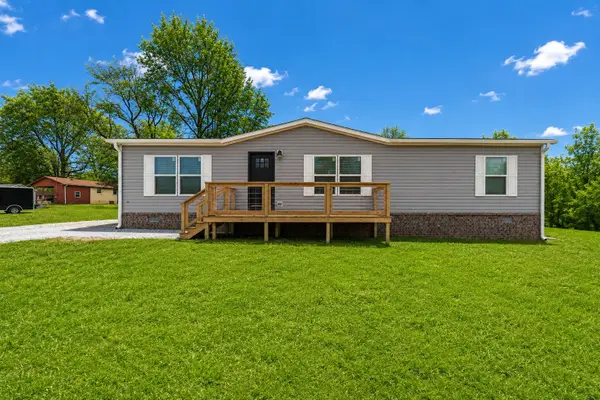 1 Old Jackson Rd, Trenton, TN 38382
