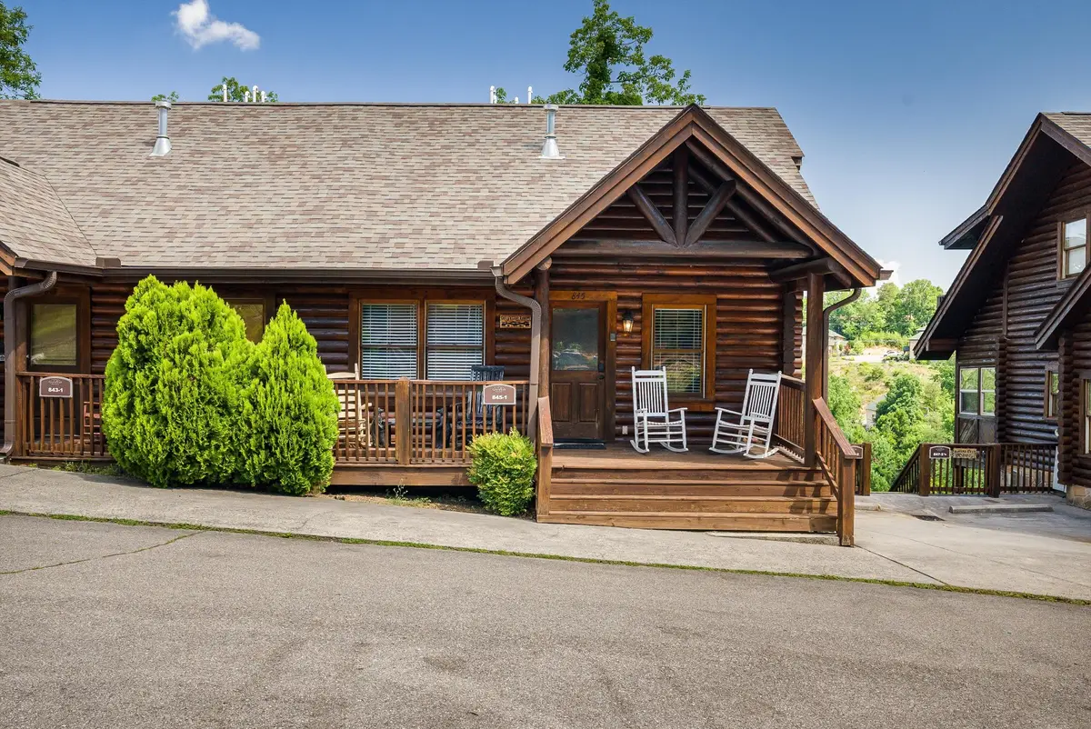 845 Golf View Blvd, Pigeon Forge, TN 37863 - #1