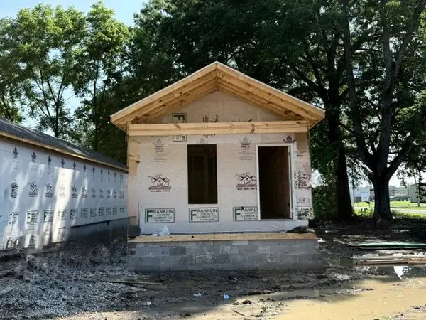 319 Gentry St, Tullahoma, TN 37388