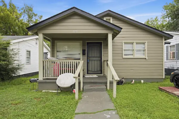 1909 Cleveland Avenue, Chattanooga, TN 37404