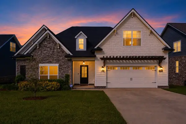 1418 Proprietors Pl, Murfreesboro, TN 37128