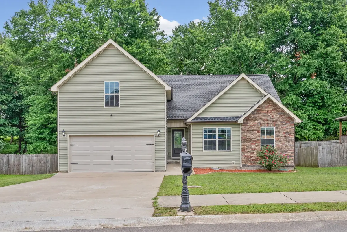 125 Sycamore Hill Dr, Clarksville, TN 37042 - #1