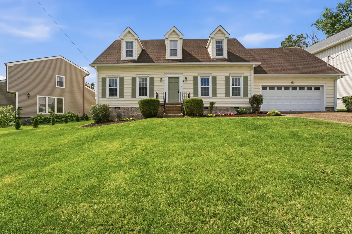 2601 Somerset Dr, Nashville, TN 37217 - #1