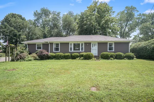 1019 Lawndale Dr, Murfreesboro, TN 37129