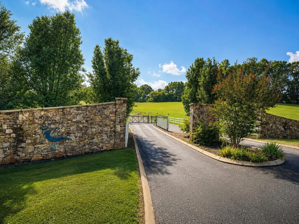 92 Butterfly Cove Trail, Decatur, TN 37322 - #1
